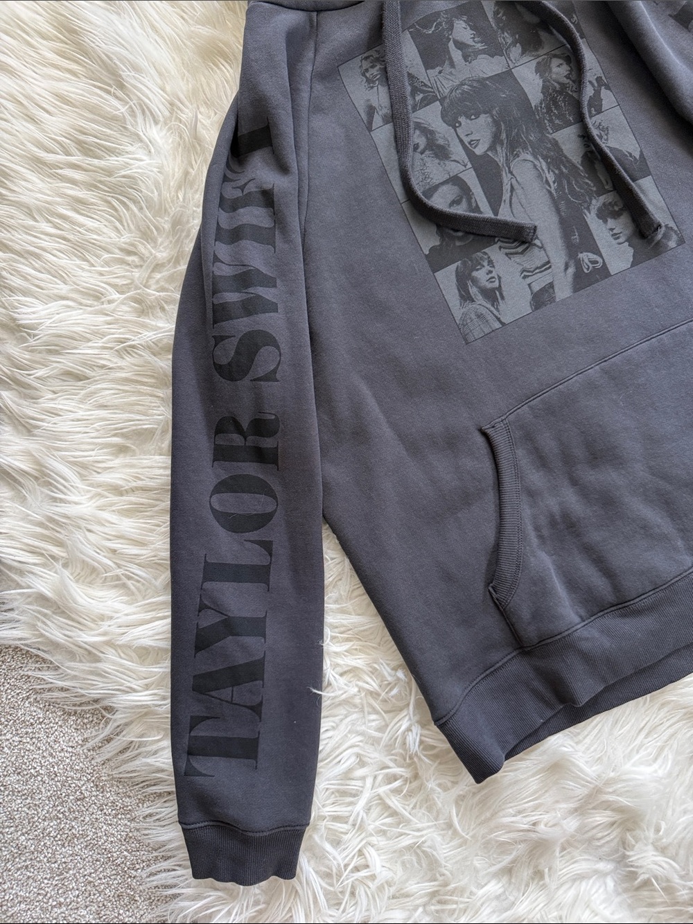 Taylor Swift "The Eras Tour" US Dates Dark Gray Hoodie Size L - Picture 7 of 15